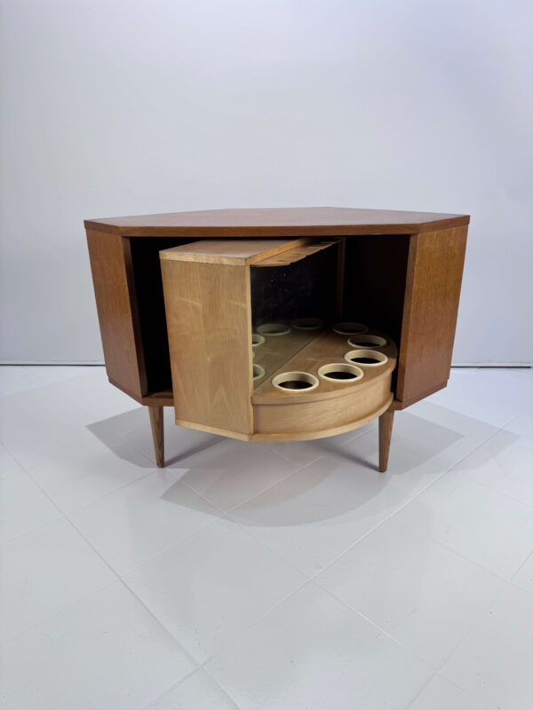 Mid century Revolving Corner drinks cabinet - Imagen 2